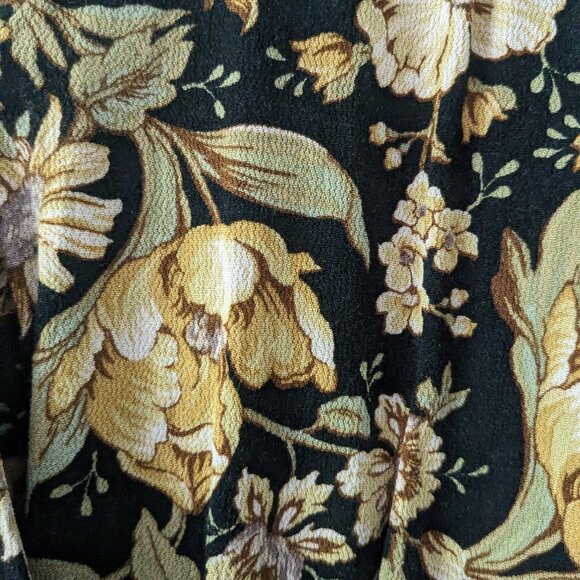 Dress - Picture 2 of 6